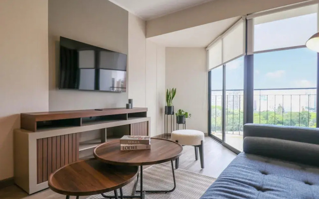 w Great 2BR Apartment w Balcony in Miraflores