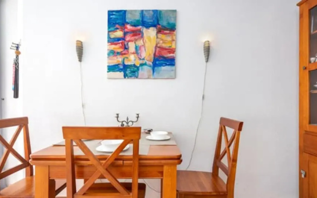 Apartment - 2 Bedrooms with Pool and WiFi - 107868