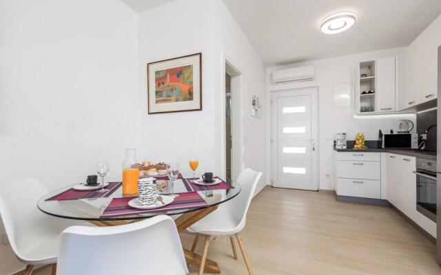 Nice Apartment in Simuni With 2 Bedrooms and Wifi