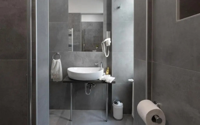 Aurelia Antik Apartments & Rooms