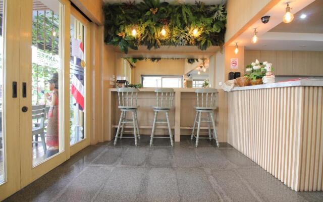 Pannee Lodge Khaosan (SHA Plus)