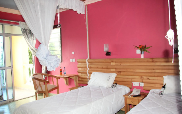 Pine Breeze Holiday Resort