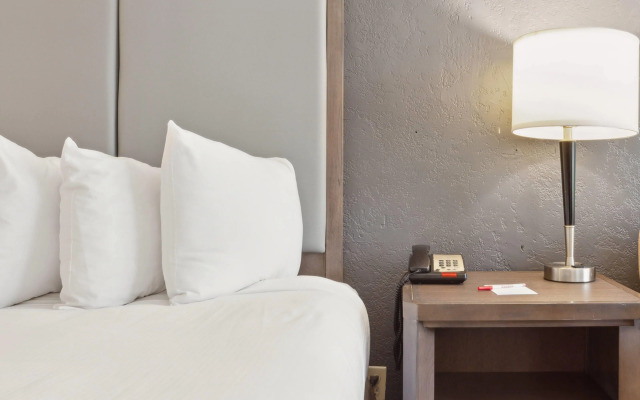 Ramada by Wyndham Houma