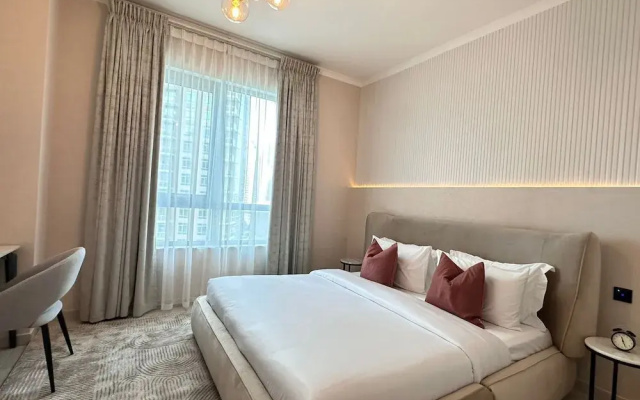 Durrani Homes – Minimal Luxe 3BR with Burj Khalifa and Fountain View (third room without partition)