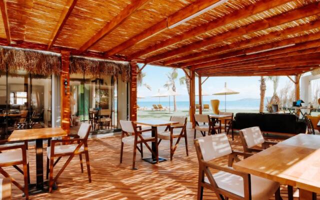 Anda Beach Bistro & Rooms