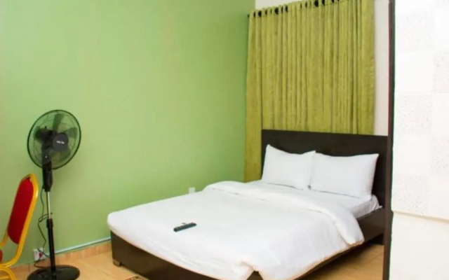 Esporta Hotel Yaba