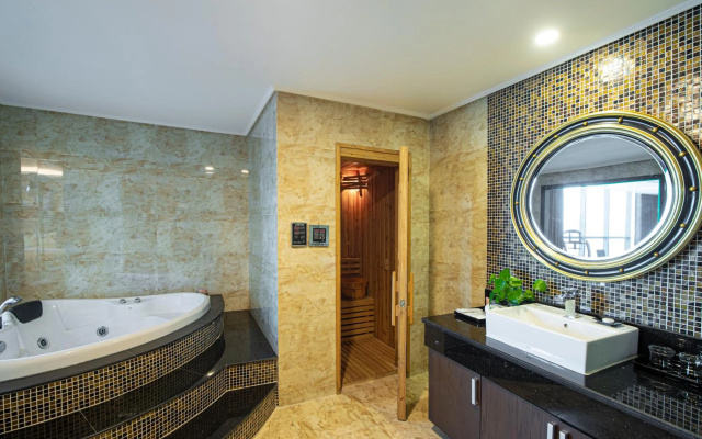 Muong Thanh Grand Da Nang Hotel - Image 7