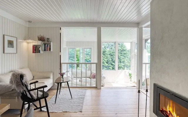 6 Person Holiday Home in Melby