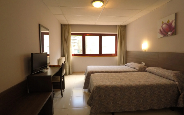 Somriu Hotel City M28