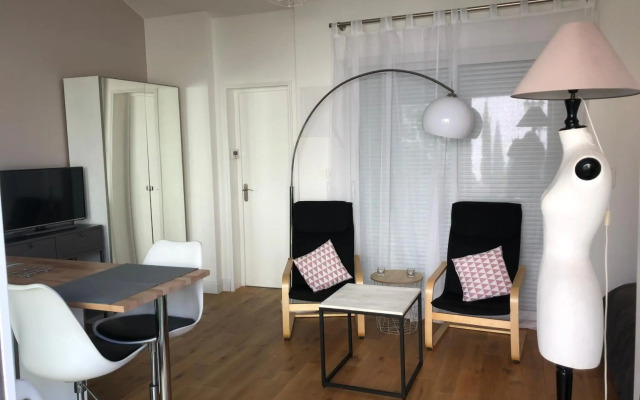 studio maisonnette avec jardin