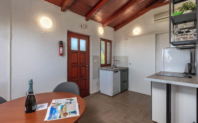 Holiday Home Sladonja - Apartment 01