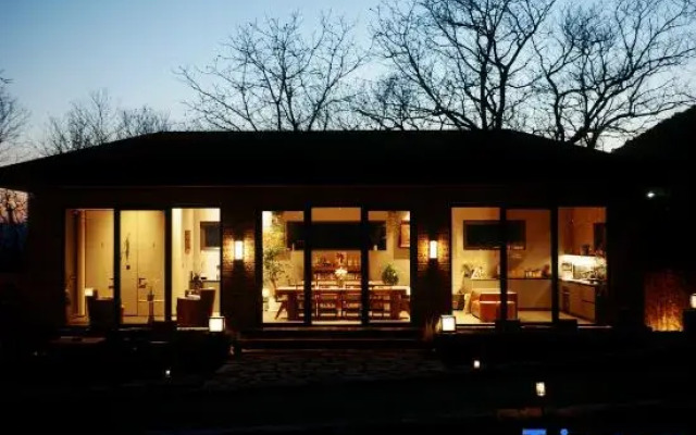 Beijing Jungle Wild Luxury Resort