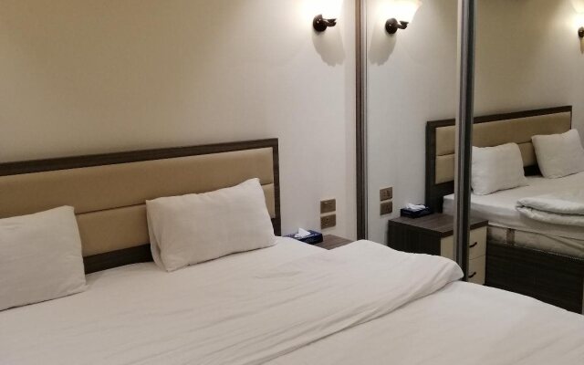 Seven Days Hotel