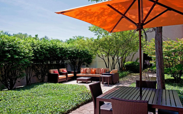 Courtyard Chicago Elmhurst/Oakbrook Area