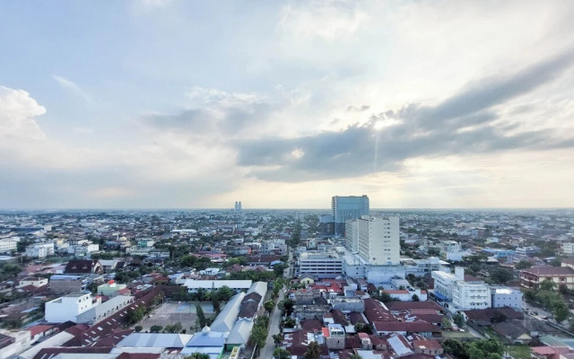 Cozy And Strategic Studio Apartment At De Prima