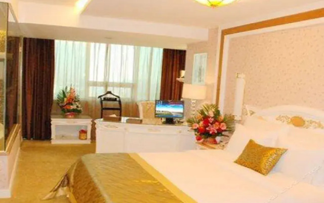 Grand Honor International Hotel
