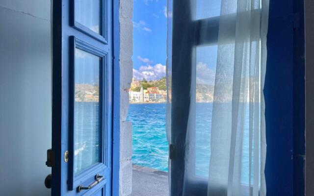 Pitini 2 - Seafront - Harbour view