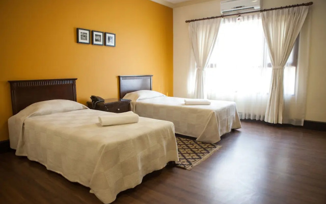 The Yellow House BED&BREAKFAST By South City Housing Pvt Ltd