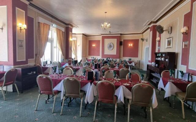 The Royal Pier Hotel