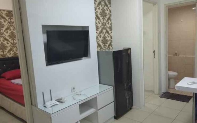 2 Bedroom Green Palace at Apartment Kalibata City By Aisyah 21 Property