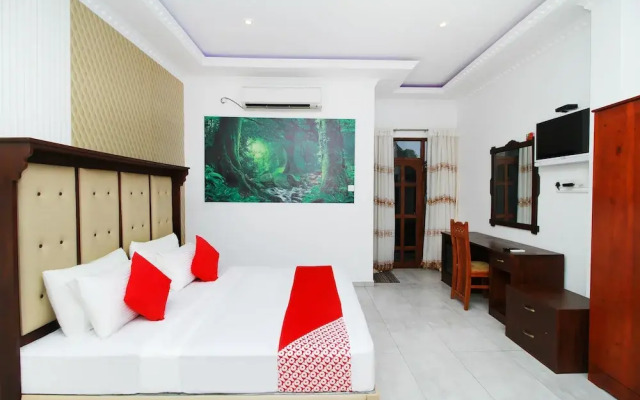 OYO 339 Chandiv Hotel