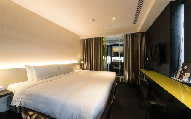 Vendome East Inn