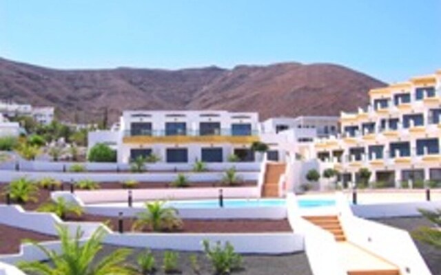 Apartment With 2 Bedrooms in Las Palmas, With Wonderful Mountain View,