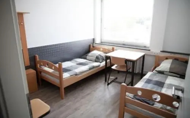 Monteurwohnung - Hostel - Zimmer - Hotel easy