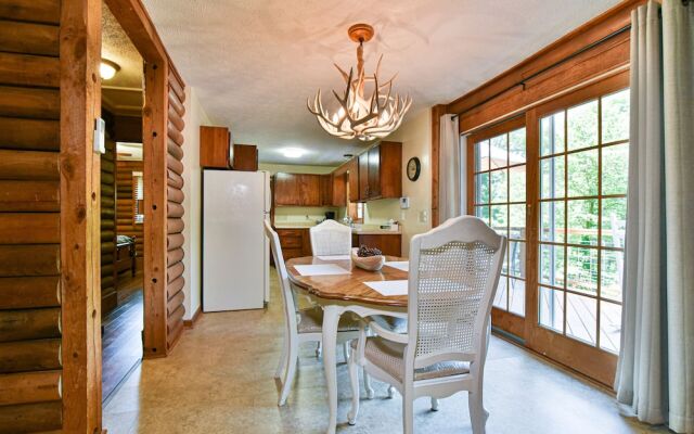 Rustic Cabin in the Woods Star5vacations