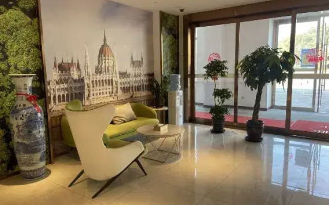 Vienna 3 Best Hotel (Shanghai Chenjiazhen)
