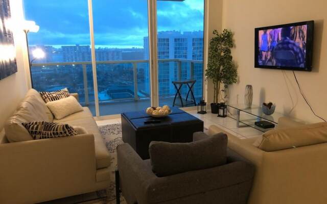 Sunny Isles 2 Bedroom