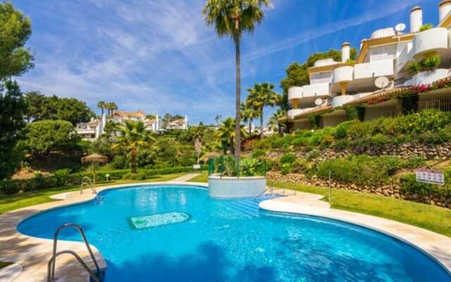 Apartment - 2 Bedrooms with Pool and WiFi - 107868