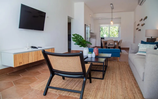 Playa Bonita Apartment at Lake View 32B