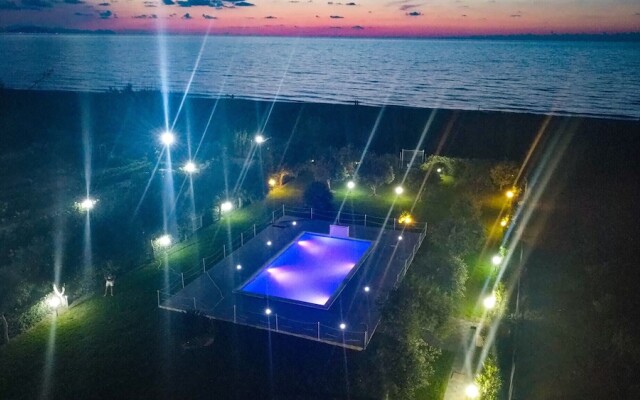 Casa Vacanze Mare Nostrum beach front