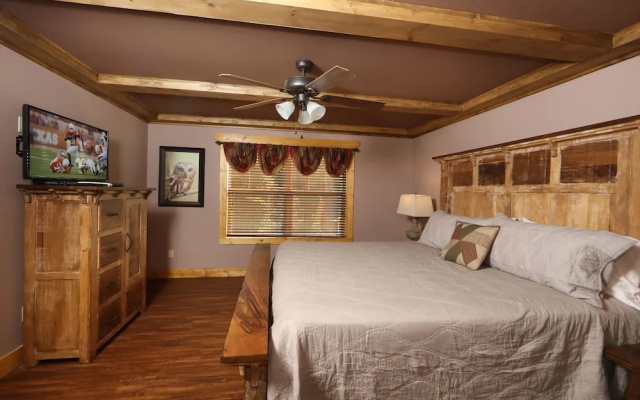 Dive Right In - Four Bedroom Chalet