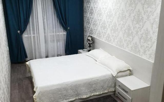 Apartment on Metallurgov 32