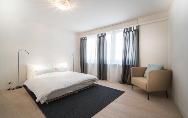Limmat River Side Apartment by Airhome