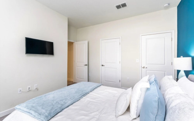 Champions Gate 1571 C