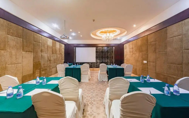 Rezen Kingtown Hotel (Chongqing Guanyinqiao)