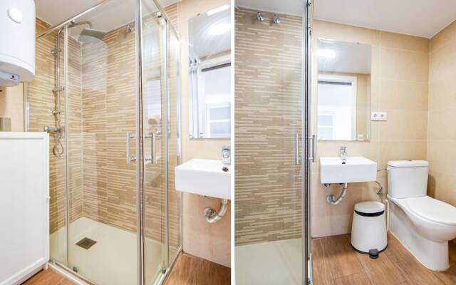 Radiant Holiday Home in Seville near River