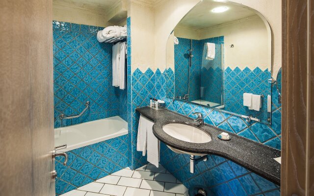 Therasia Resort Sea & Spa - The Leading Hotels of the World
