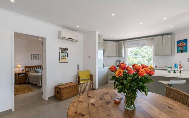 A010 Moderno Apartment (881B VDL) (Oceano)
