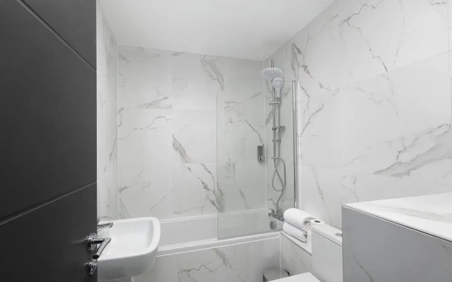 Skyvillion -vineyard Court- Enfield 1bed Wbalcony