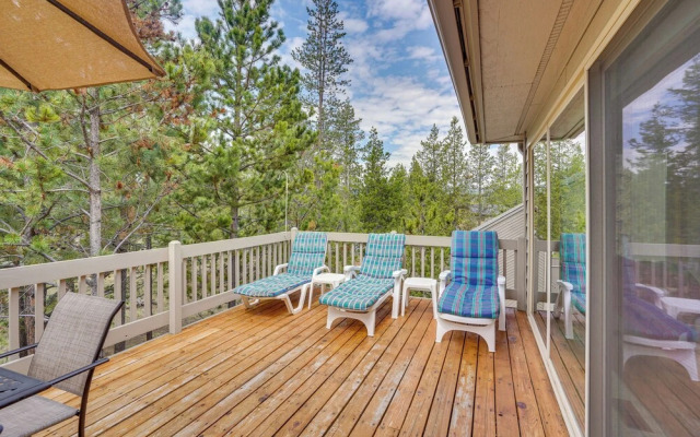 Sunriver Getaway w/ Sharc Waterpark Passes!