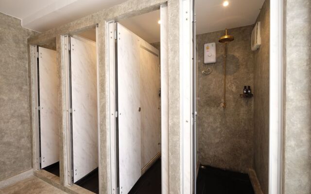 Craftel Bangkok - Hostel