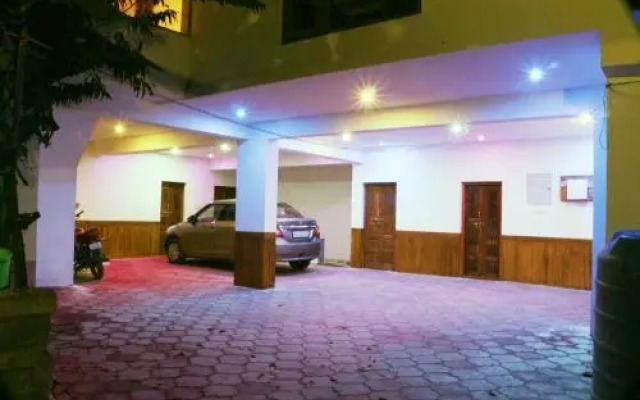 Satya Anand Cottage Pure veg & non alcoholic Cottage