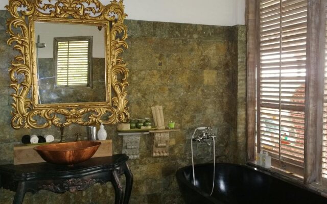 Room@Bali Hip Suite