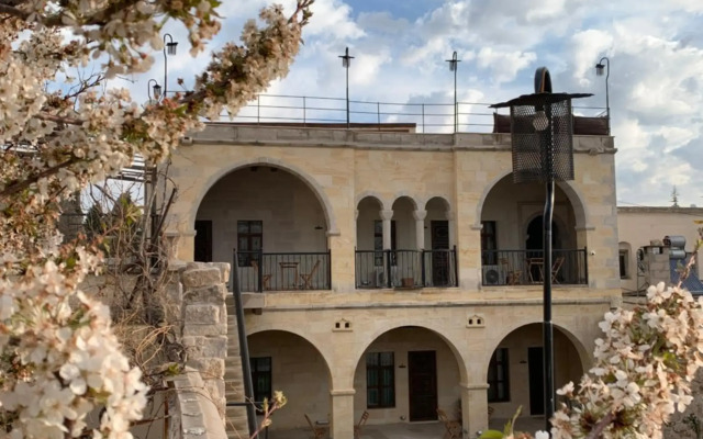 Kayra Cave Suites