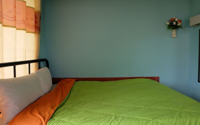 Khuan Pron Holiday Home