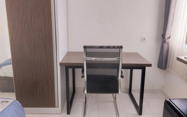 Cozy and Homey Studio (No Kitchen) at Apartment Aeropolis Residence